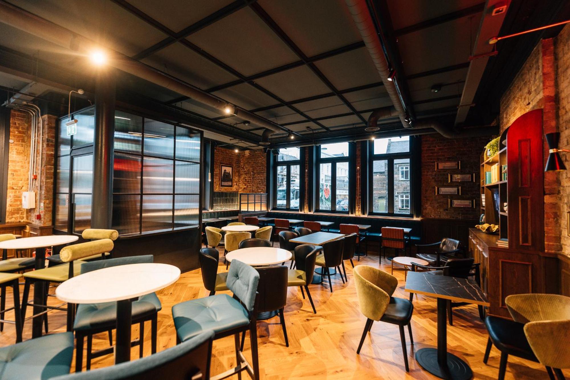 Bank Apartments 포트러시 외부 사진